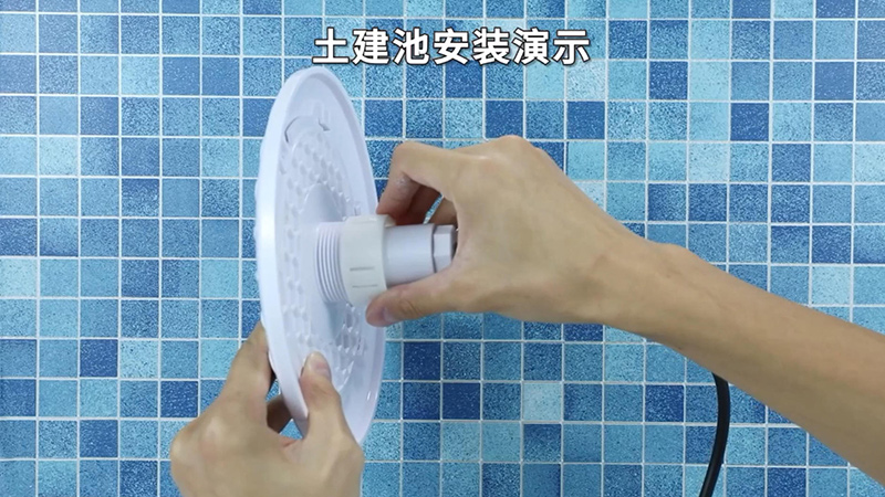 混凝土游泳池水下灯具安装 混凝土游泳池水下灯具安装