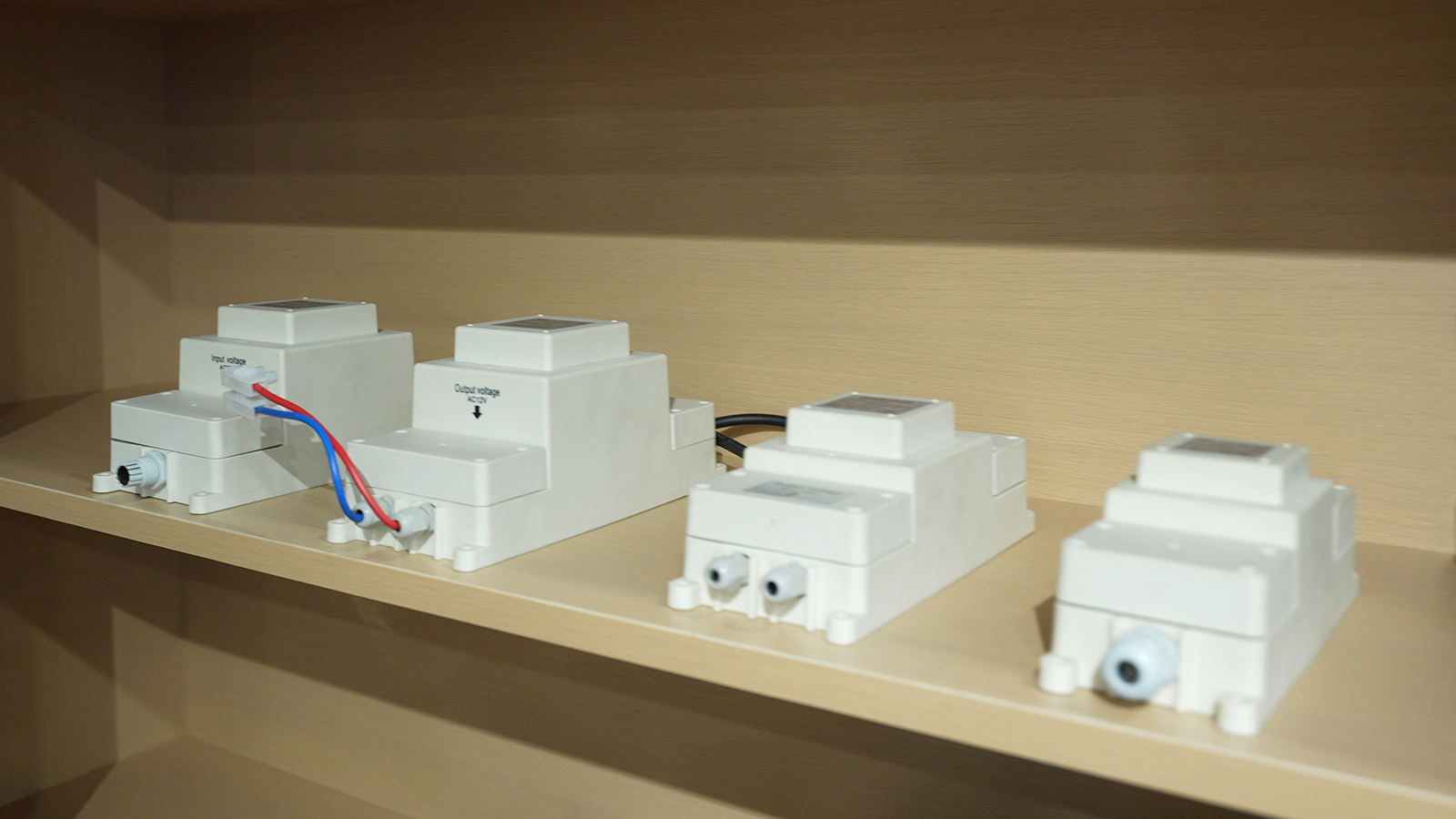 IP67新款泳池水下灯光变压器220V转1224V水底灯隔离电源变压器